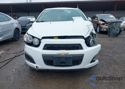 2014 Chevrolet Sonic Lt Auto z USA, uszkodzony, nr VIN 1G1JC5SHXE4230326